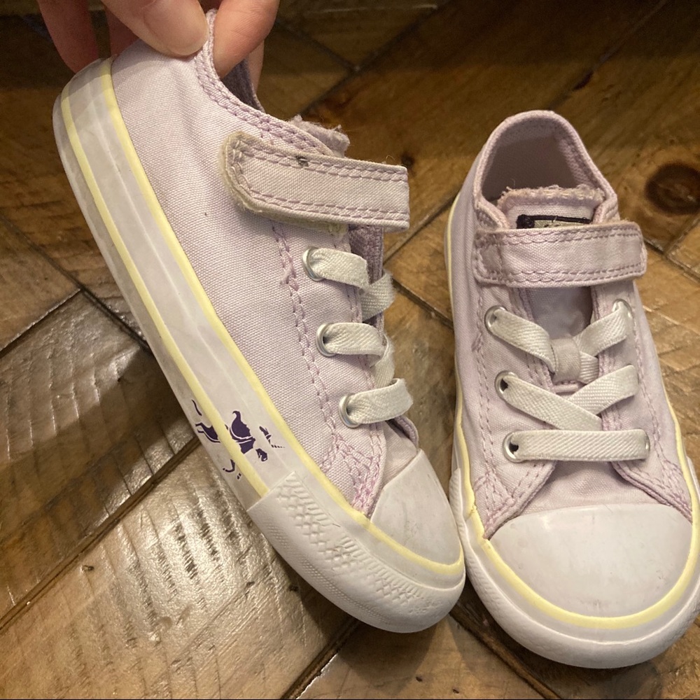 Converse kids shoes